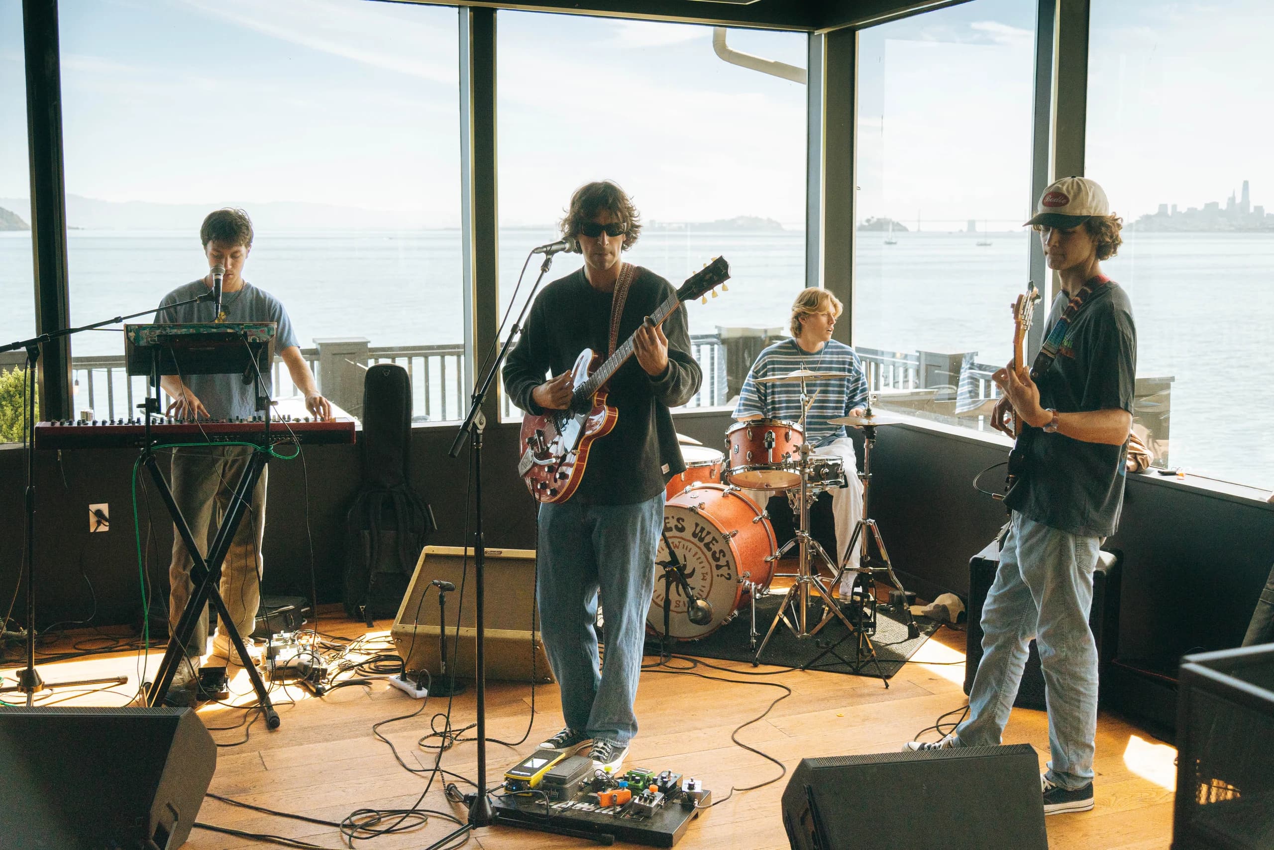 LUPFR Where's West? 004 — Between drops—everyone on the same pulse. Bay Area event photography.